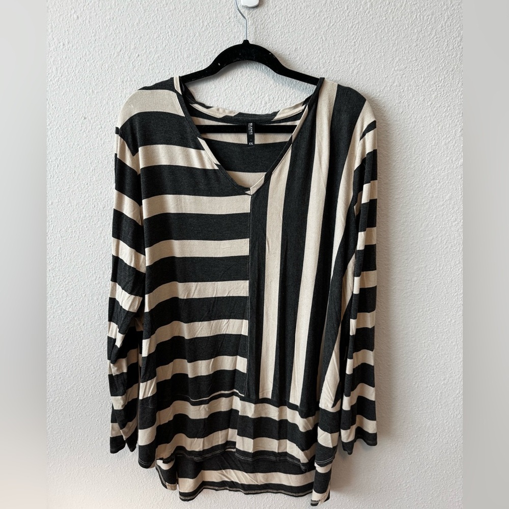 David Jones Striped Dark Grey  and Cream Women's Top